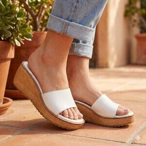 Vintage Y2k Two Lips White Faux Leather Wedge Sandals Summer Beach Wood Sole 8